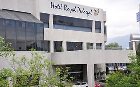 Royal Pedregal